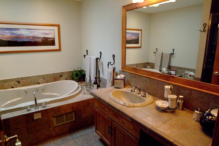 Lake George Boathouse Waterfront Lodging بولتون لاندنغ المظهر الخارجي الصورة