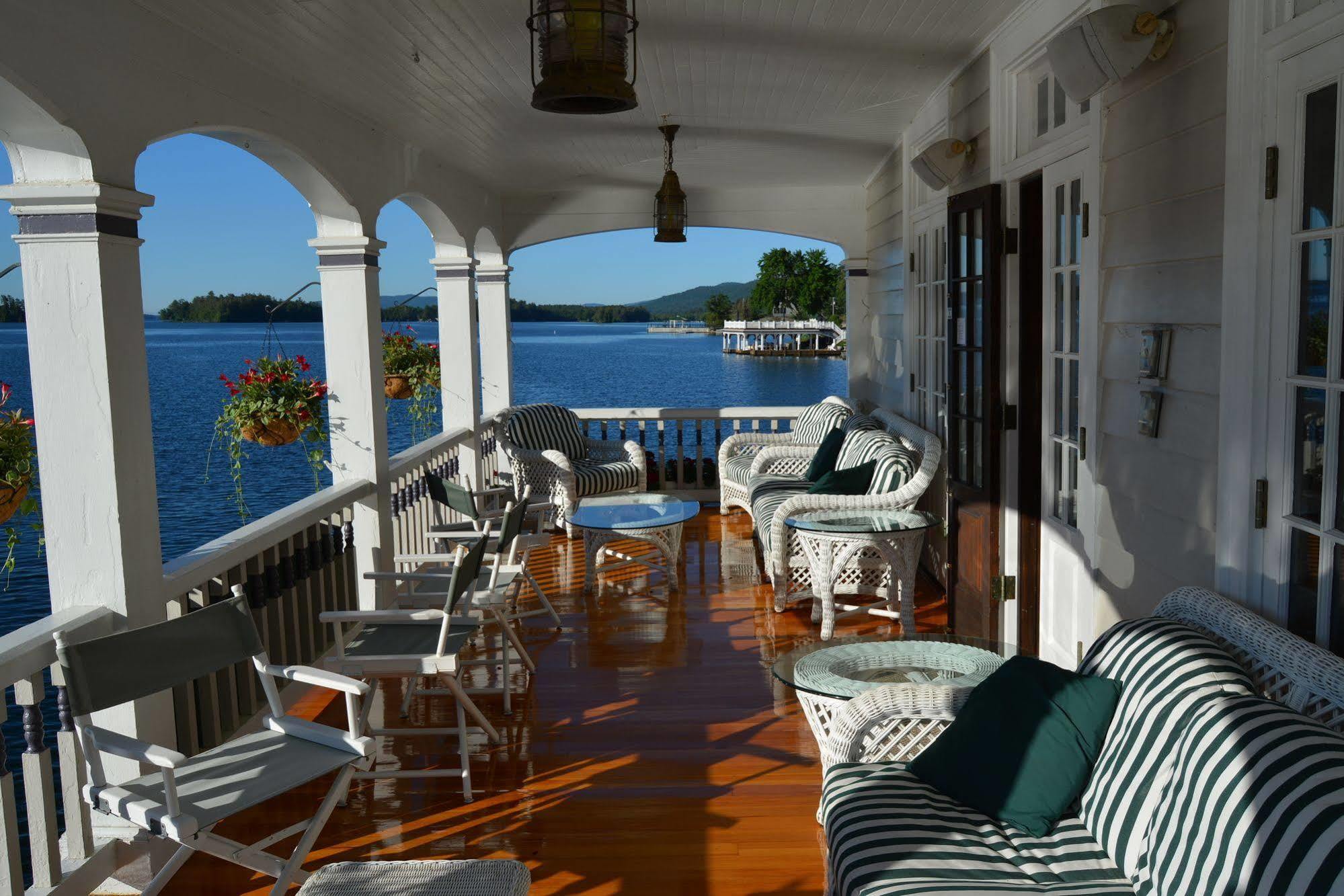 Lake George Boathouse Waterfront Lodging بولتون لاندنغ المظهر الخارجي الصورة